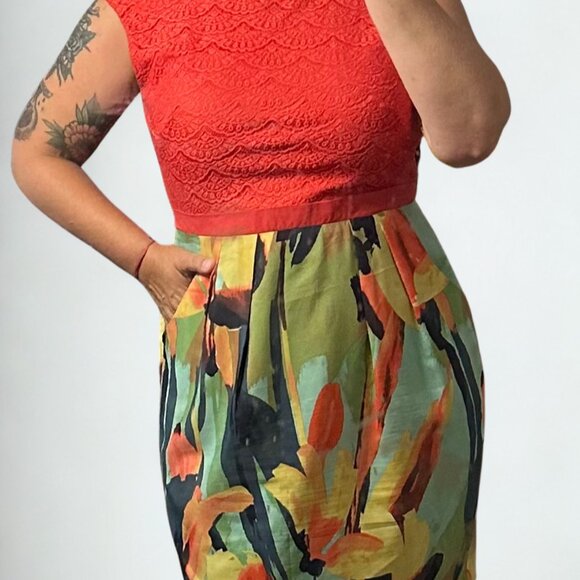 Vibrant Adrianna Papell Dress - Size 16 - Picture 1 of 3
